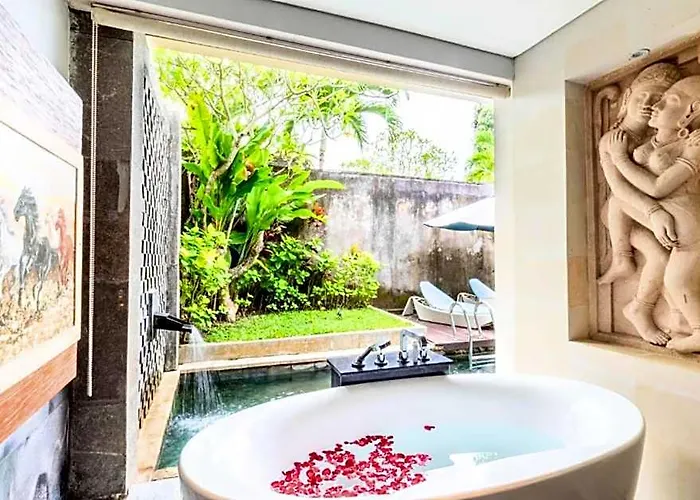 Luxury 3 Bedroom Private Pool Ir09a Villa *