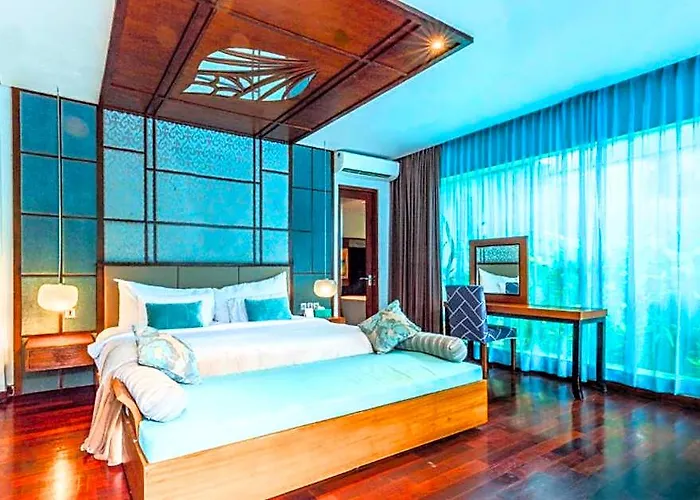 Luxury 3 Bedroom Private Pool Ir09a *